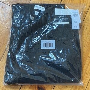 Abercrombie Curve Love Ultra High Rise Ankle Straight Jean